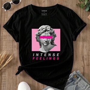 Sculpture And Letter Graphic Black Tee Shirt